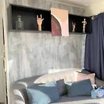 Camping De Collignon مكان تخييم 3*