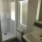 Camping De Collignon مكان تخييم 3*
